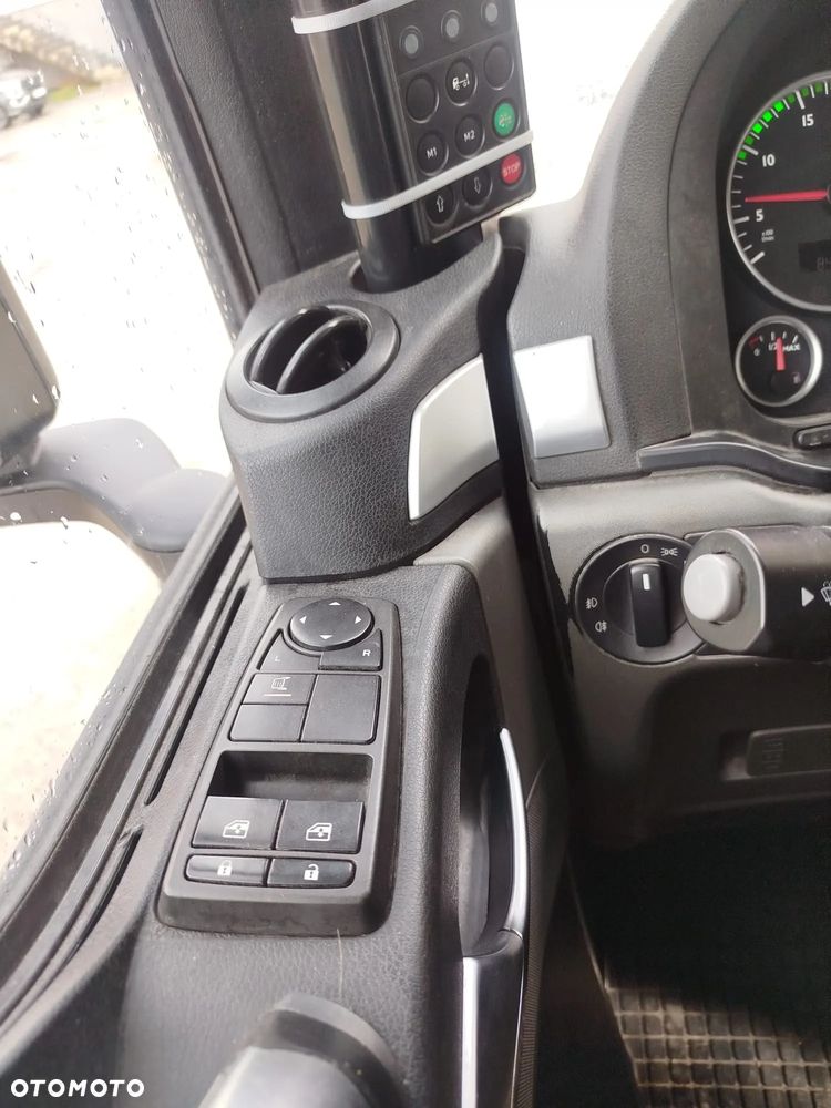 MAN TGX - 8