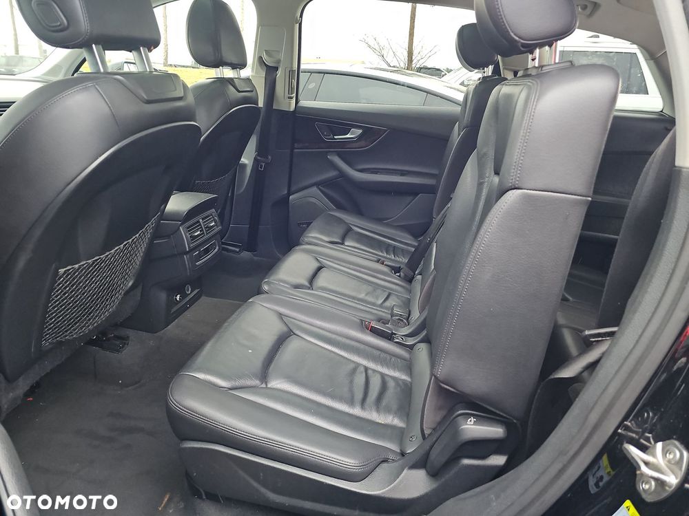 Audi Q7 3.0 TFSI Quattro Tiptronic - 8