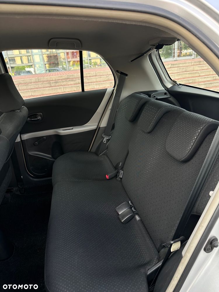 Toyota Yaris 1.33 VVT-i Cool - 9