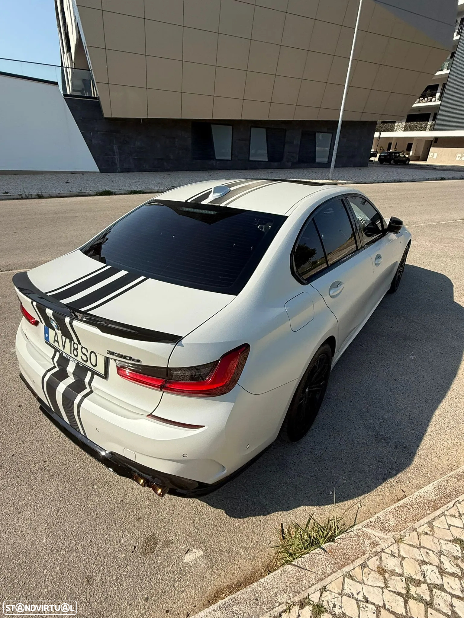 BMW 330 e Pack M Auto - 34