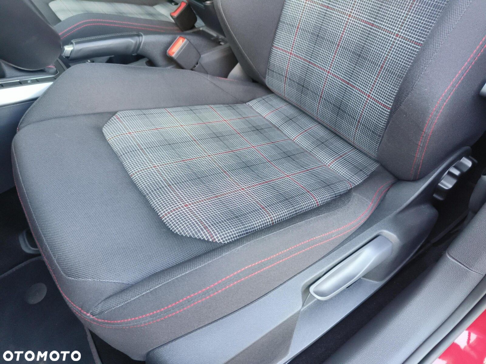 Volkswagen Polo 2.0 TSI GTI DSG - 12