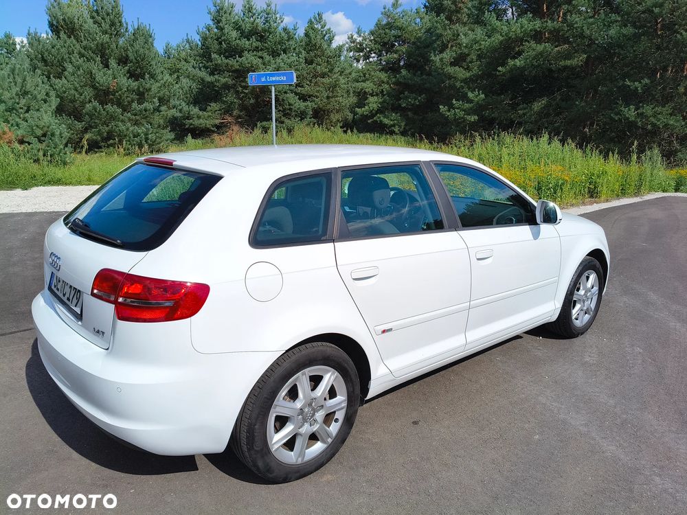 Audi A3 Sportback 1.4 TFSI S Line Sportpaket plus - 17