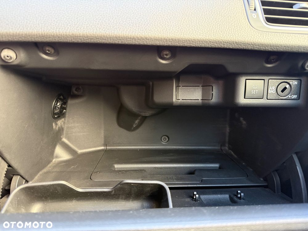 Volkswagen Polo 1.4 Team - 30