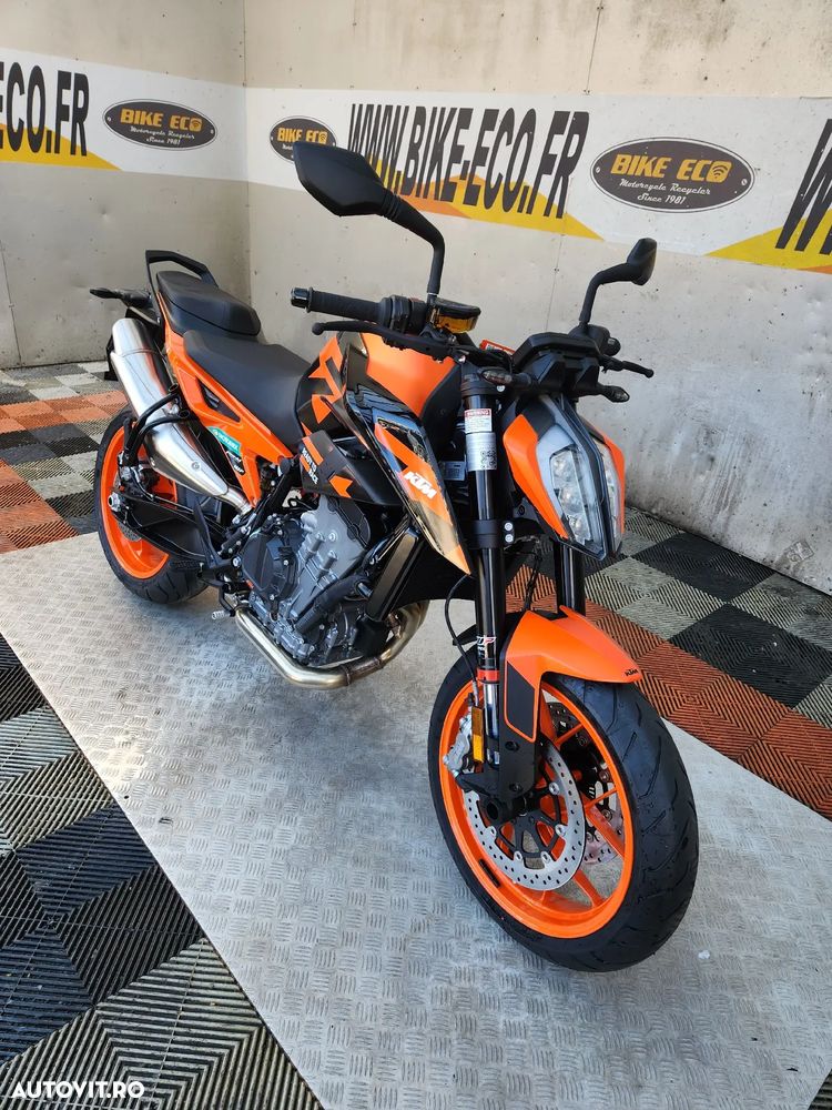 KTM 890 Duke GP - 2