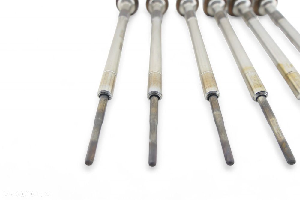 Świeca Żarowa OPEL INSIGNIA A ASTRA J 2.0 CDTI 55579436 - 2