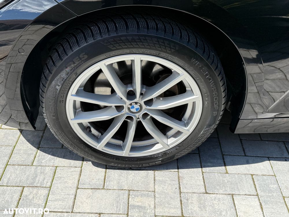 BMW Seria 3 320d xDrive AT MHEV - 19