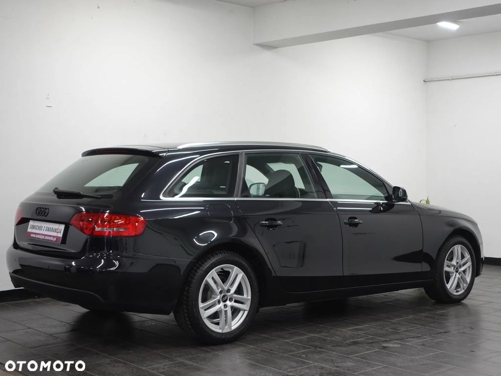 Audi A4 Avant 2.0 TDI DPF quattro Ambiente - 8