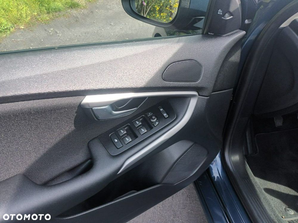 Volvo V40 - 9