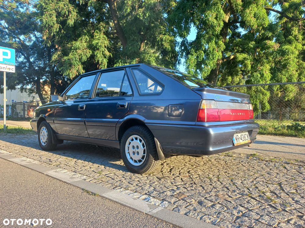 Polonez Caro - 5