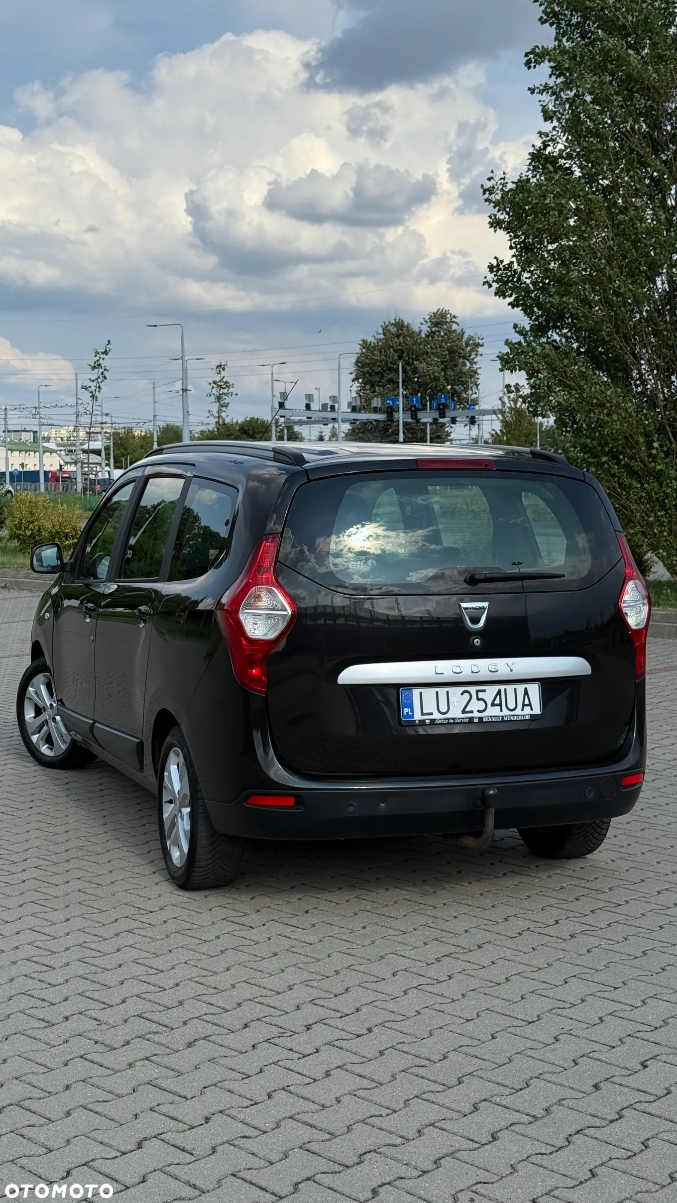 Dacia Lodgy 1.6 MPI 85 Laureate - 2