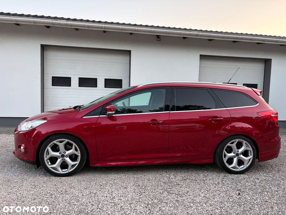 Ford Focus SW 1.0 EcoBoost S&S ST-Line - 3