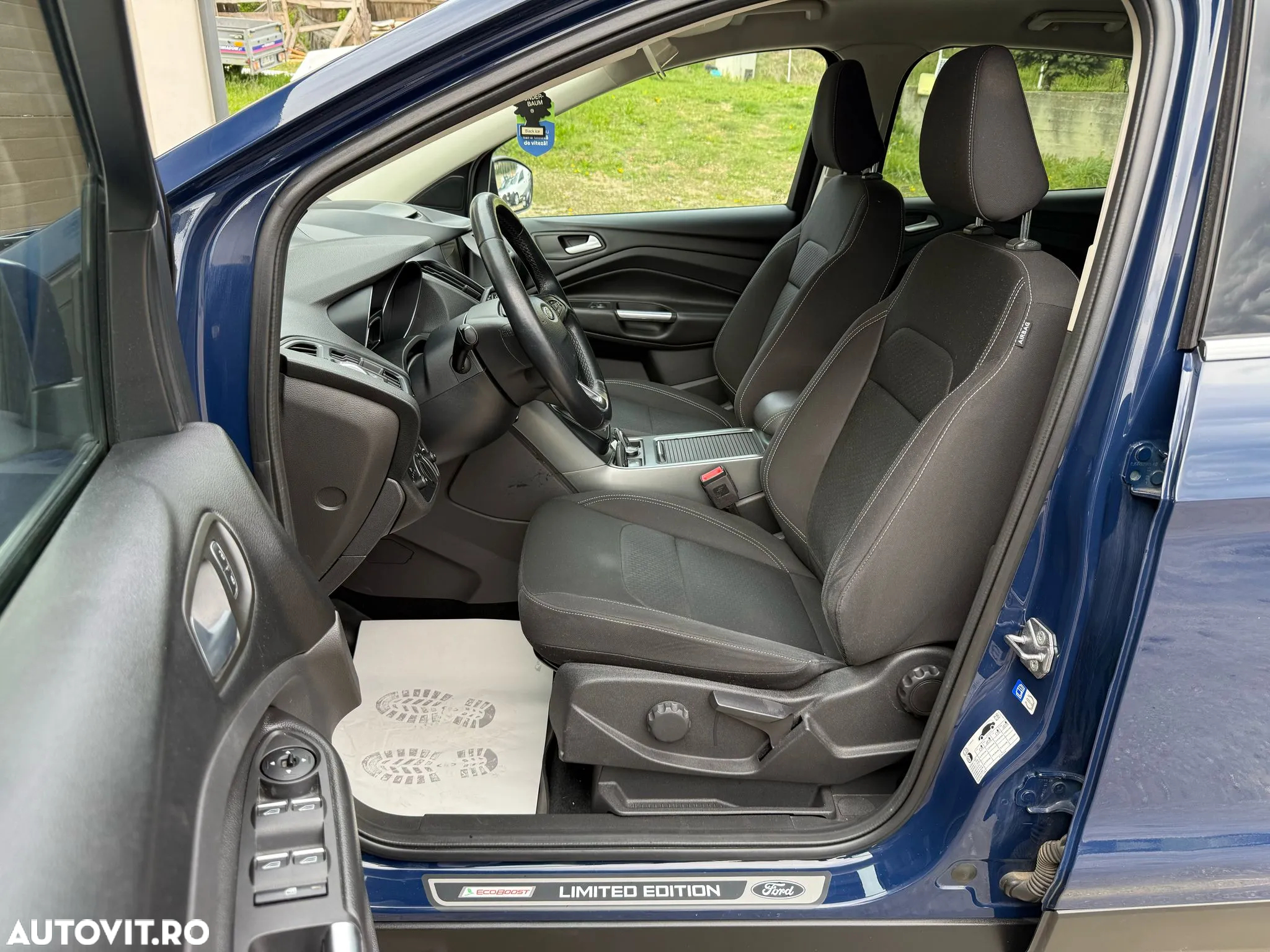 Ford Kuga 2.0 TDCi 4x4 Aut. Business Edition - 21