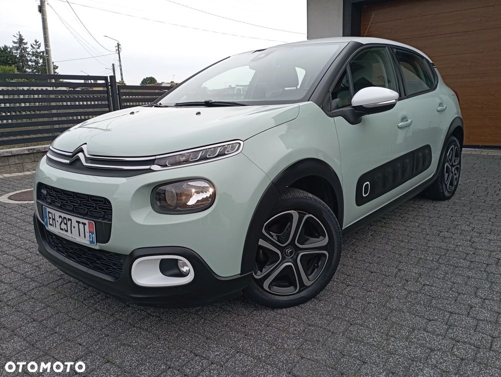 Citroën C3 Pure Tech 82 SHINE - 2