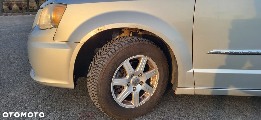 Chrysler Town & Country 3.6 Touring - 11