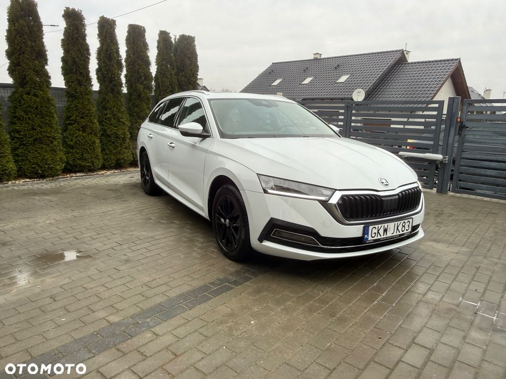 Skoda Octavia 2.0 TDI DSG Style - 6