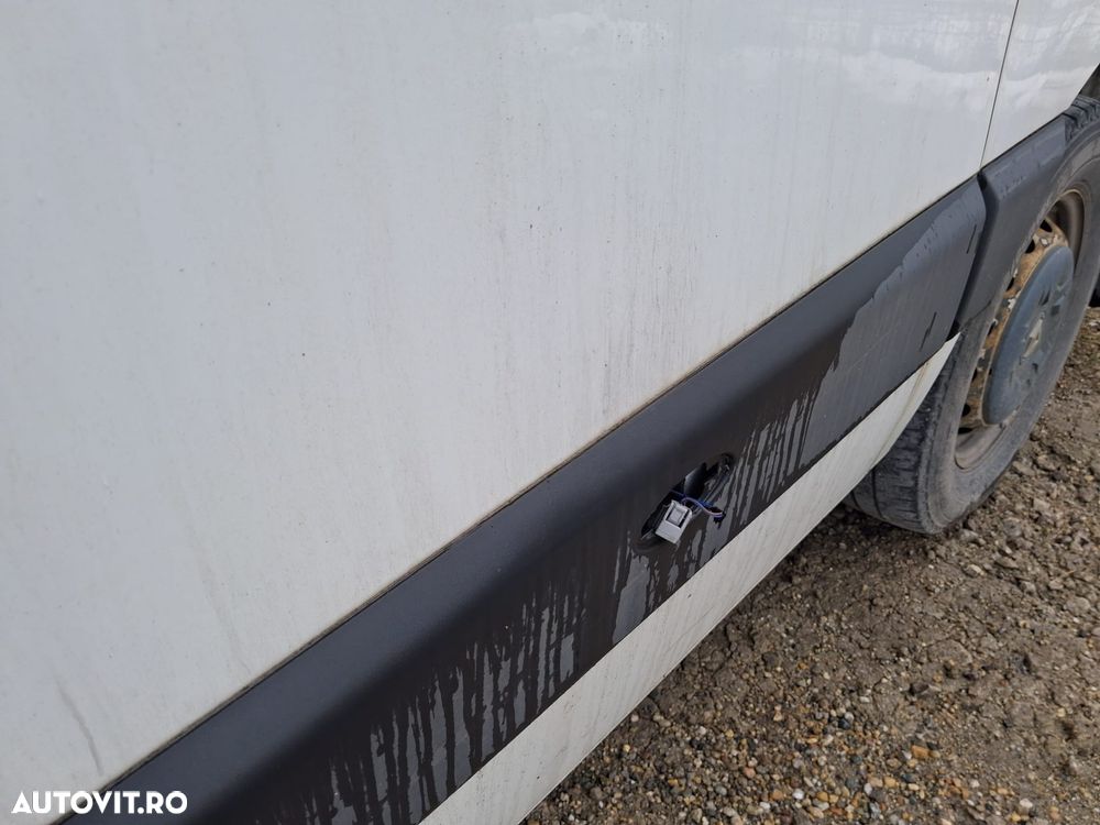 Renault Master Furgon L3H2 2.3 dci - 33