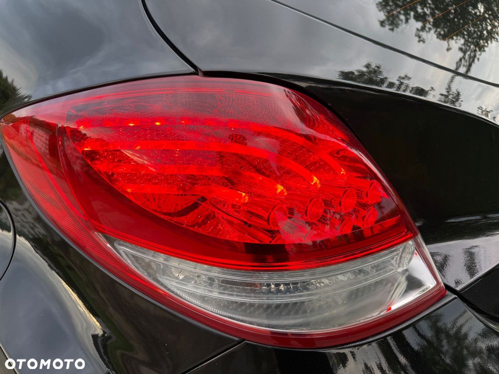 Hyundai Veloster 1.6 GDI Style - 6