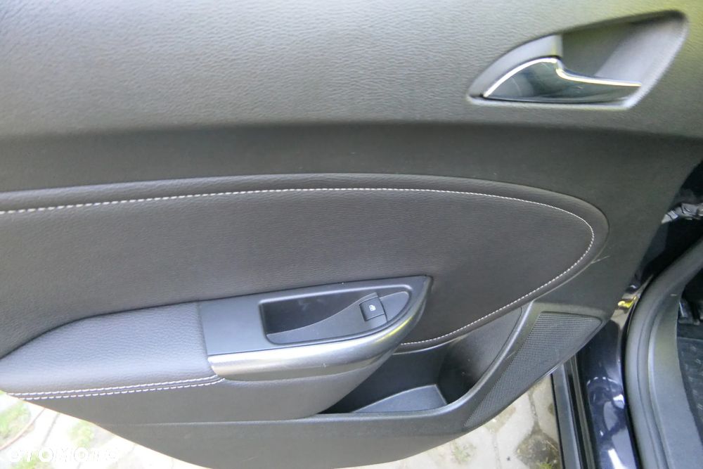 Opel Astra 1.4 EcoFLEX Innovation - 22