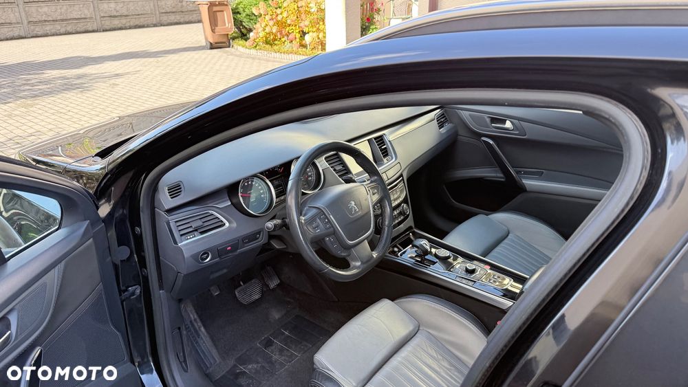 Peugeot 508 RXH 2.0 HDi HYbrid4 - 11