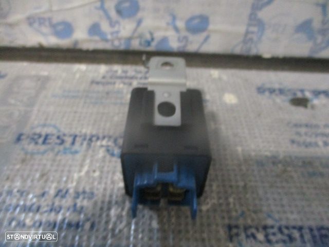 Centralina 0281015438 391032A716  940031H251   919501H510  919502H500  954001H042    919401H120  3951027010  957102E000  KIA CEED 1 SW 2009 1.6CRDI 115CV 5P CINZENTO BOSCH - 24