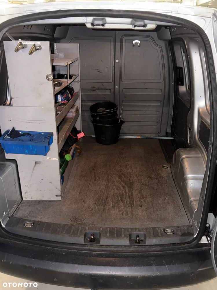 Volkswagen Caddy - 8