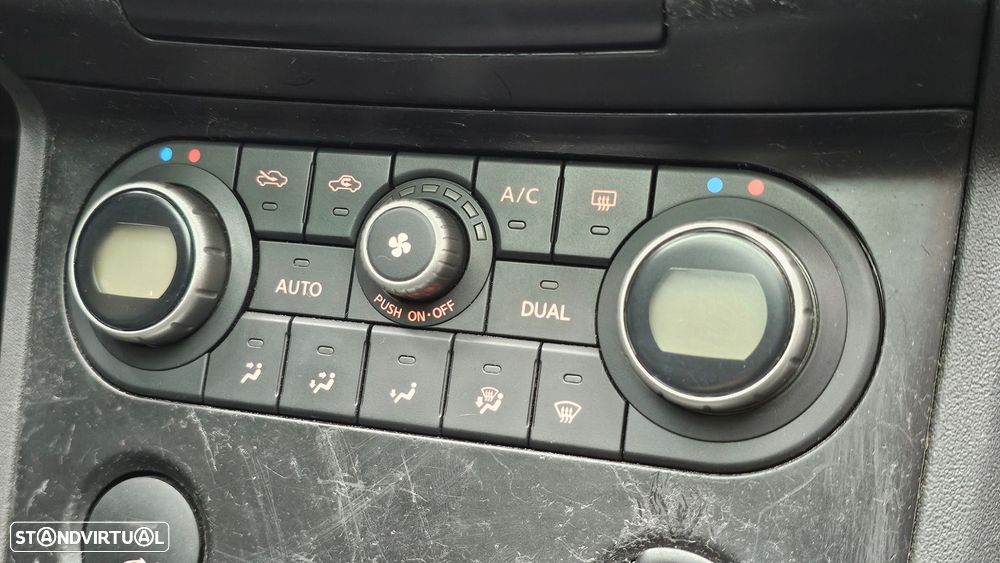 Nissan Qashqai +2 - 18