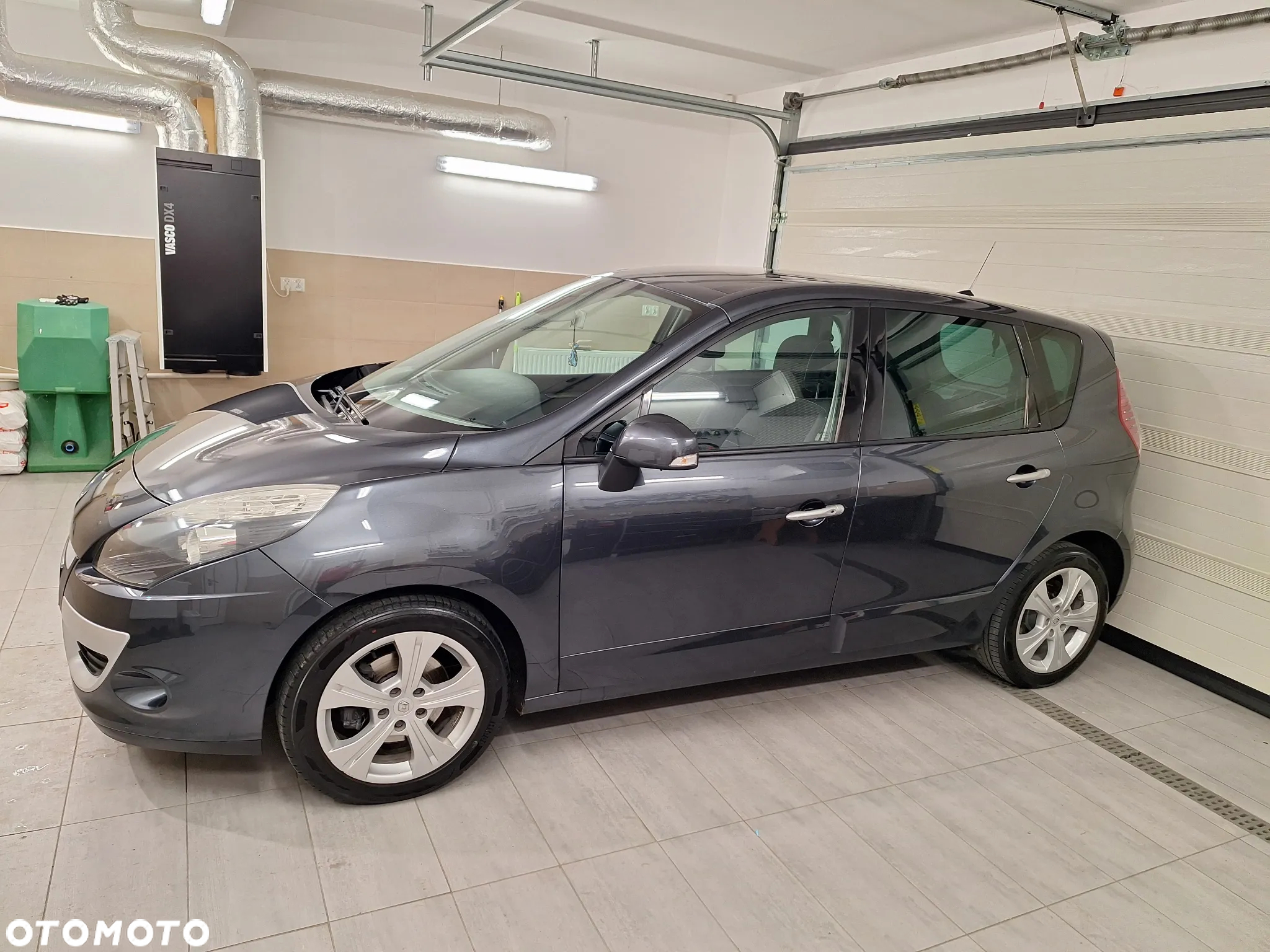 Renault Scenic 1.4 16V TCE TomTom Edition - 8