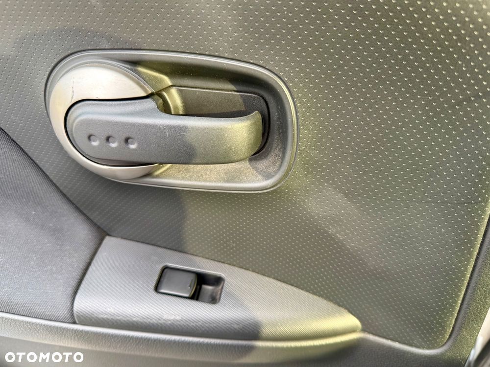 Nissan Note 1.4 more - 17