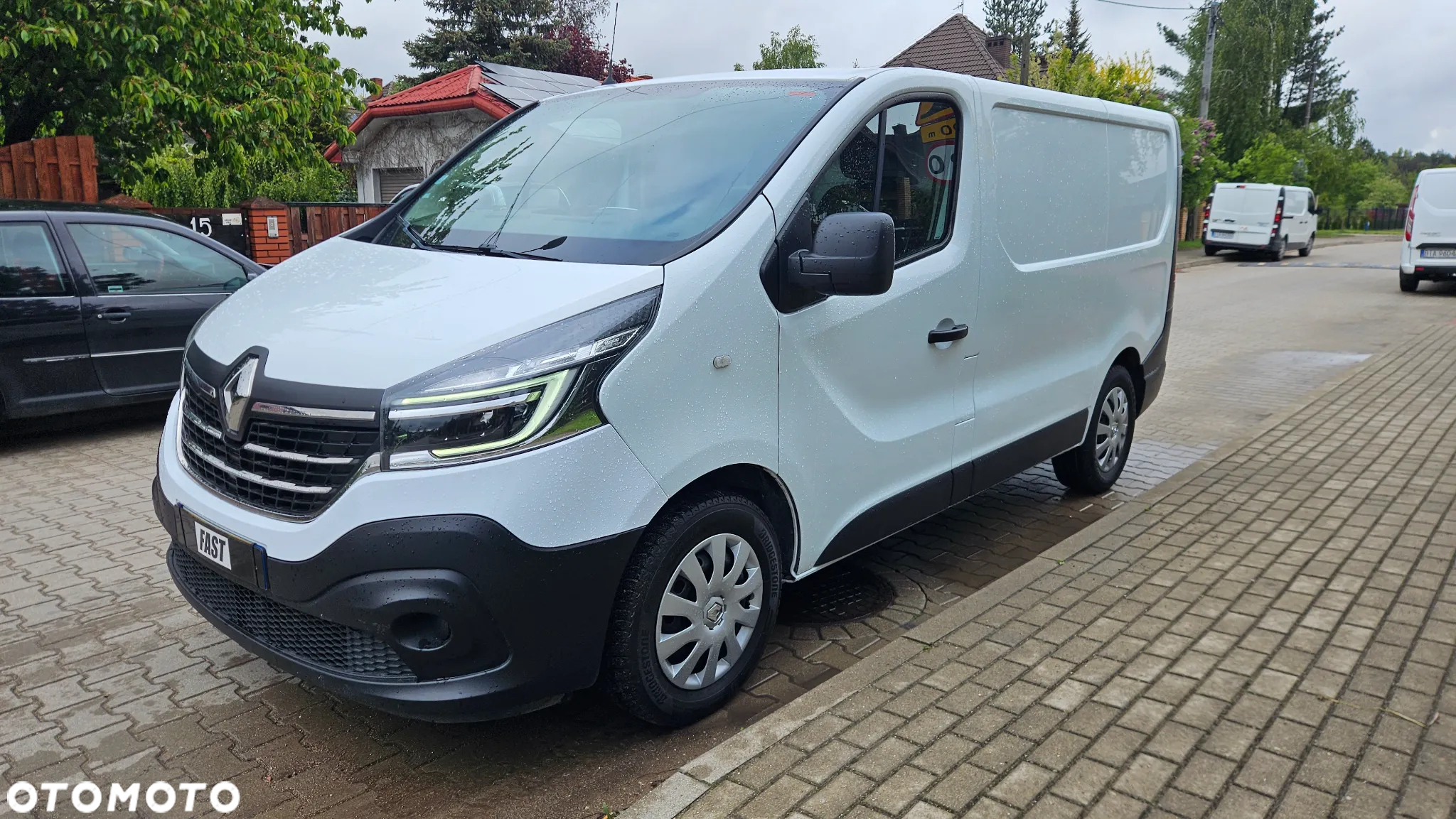 Renault TRAFIC - 2