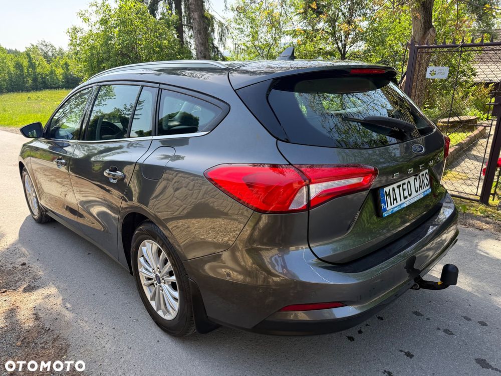 Ford Focus - 23