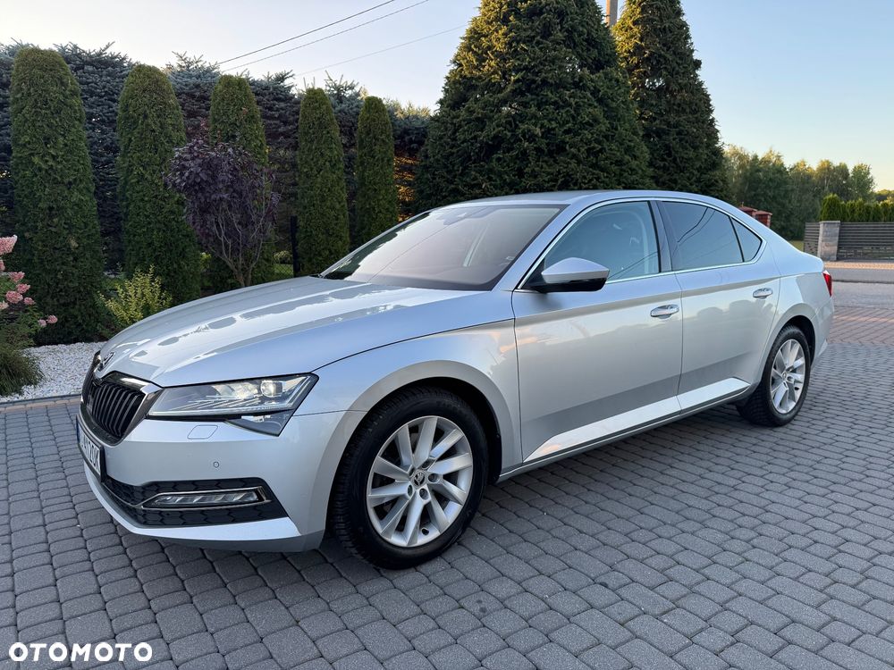 Skoda Superb 2.0 TDI SCR 4x4 Style DSG - 9