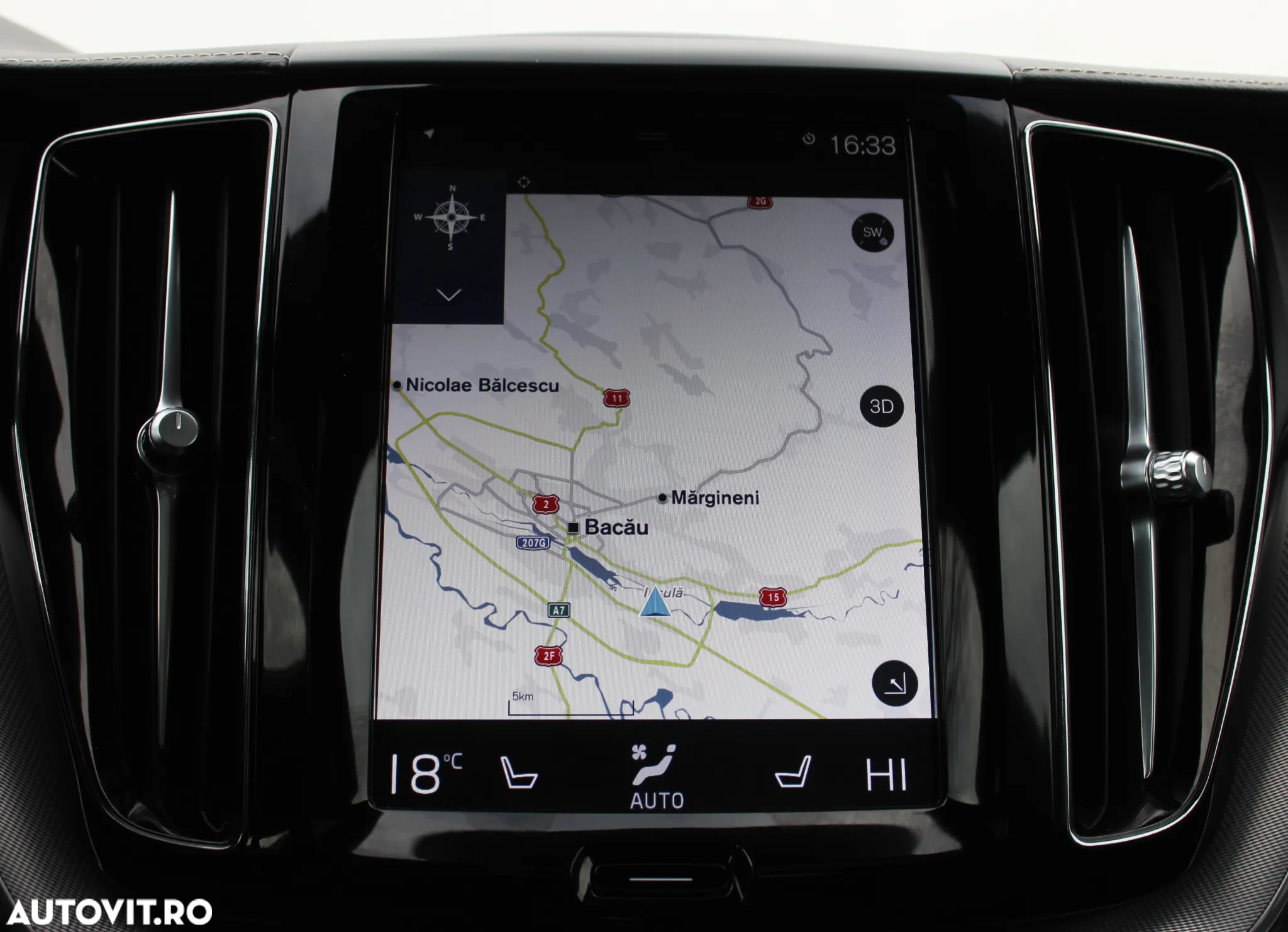 Volvo XC 60 T8 Twin Engine AWD Geartronic RDesign - 26