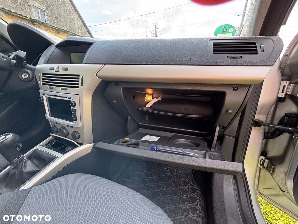 Opel Astra - 20