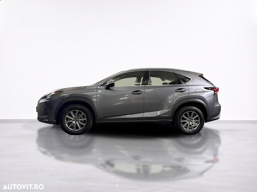 Lexus Seria NX 300h - 3