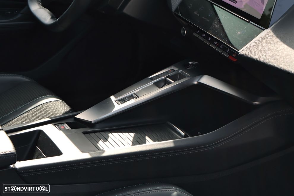 Peugeot 308 1.2 PureTech Allure Pack EAT8 - 13