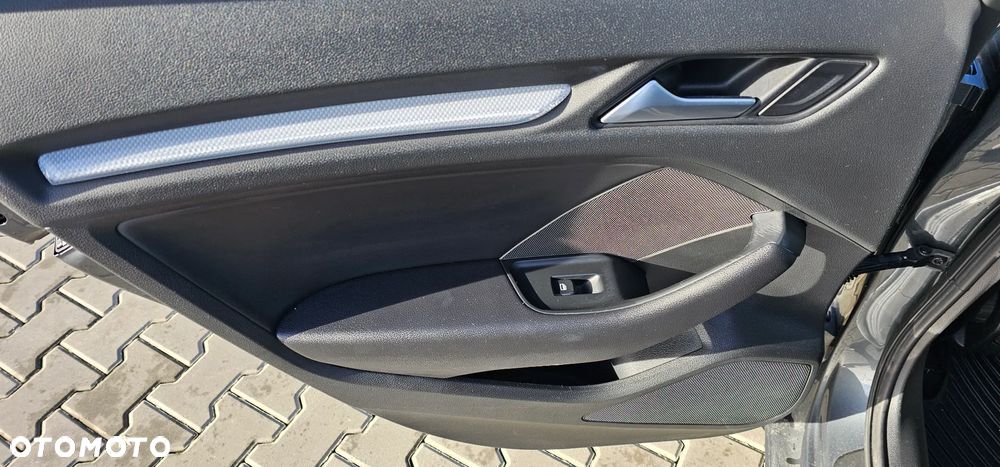 Audi A3 Sportback 2.0 TDI Ambiente - 20