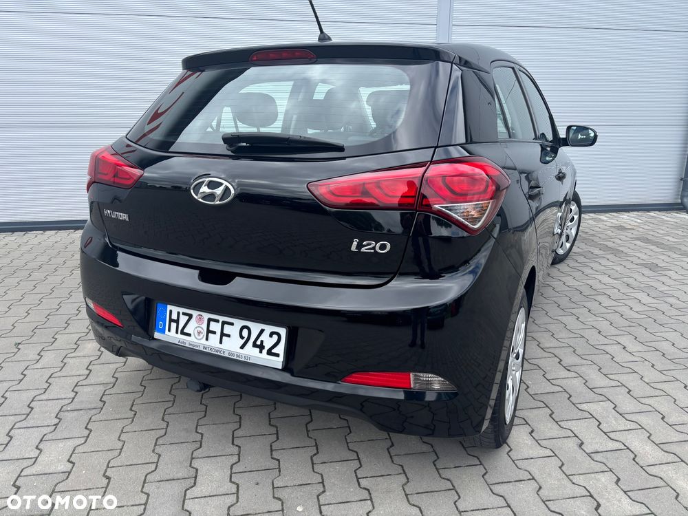 Hyundai i20 blue 1.2 Classic - 18