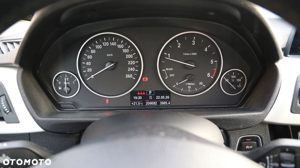 BMW Seria 3 318d Advantage - 12