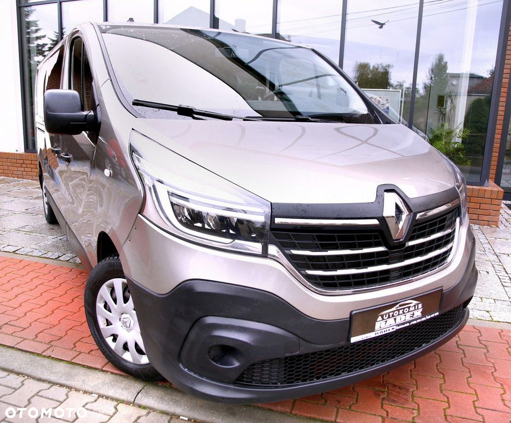 Renault Trafic - 2