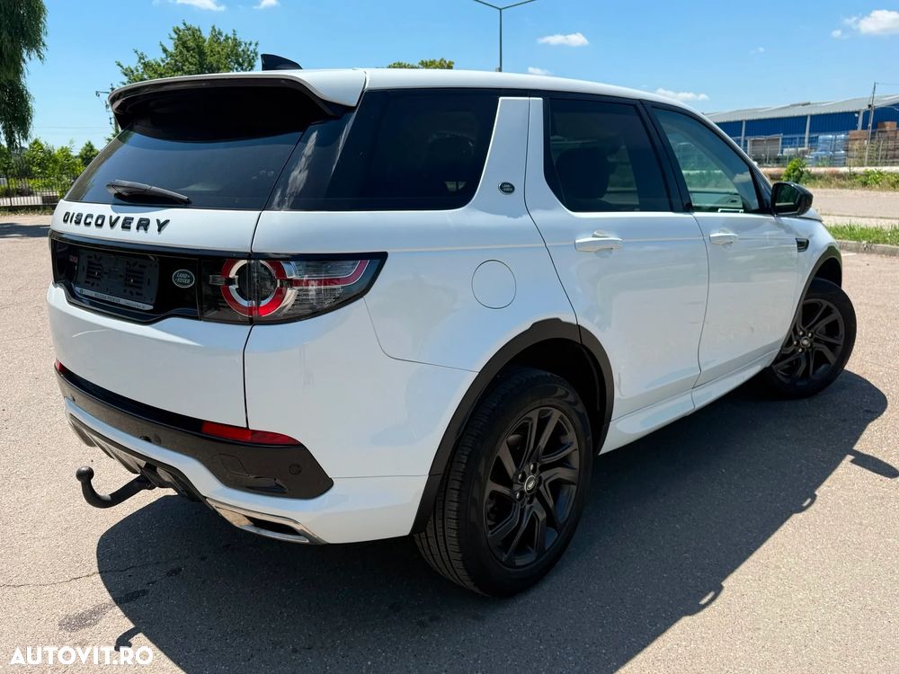 Land Rover Discovery Sport - 11