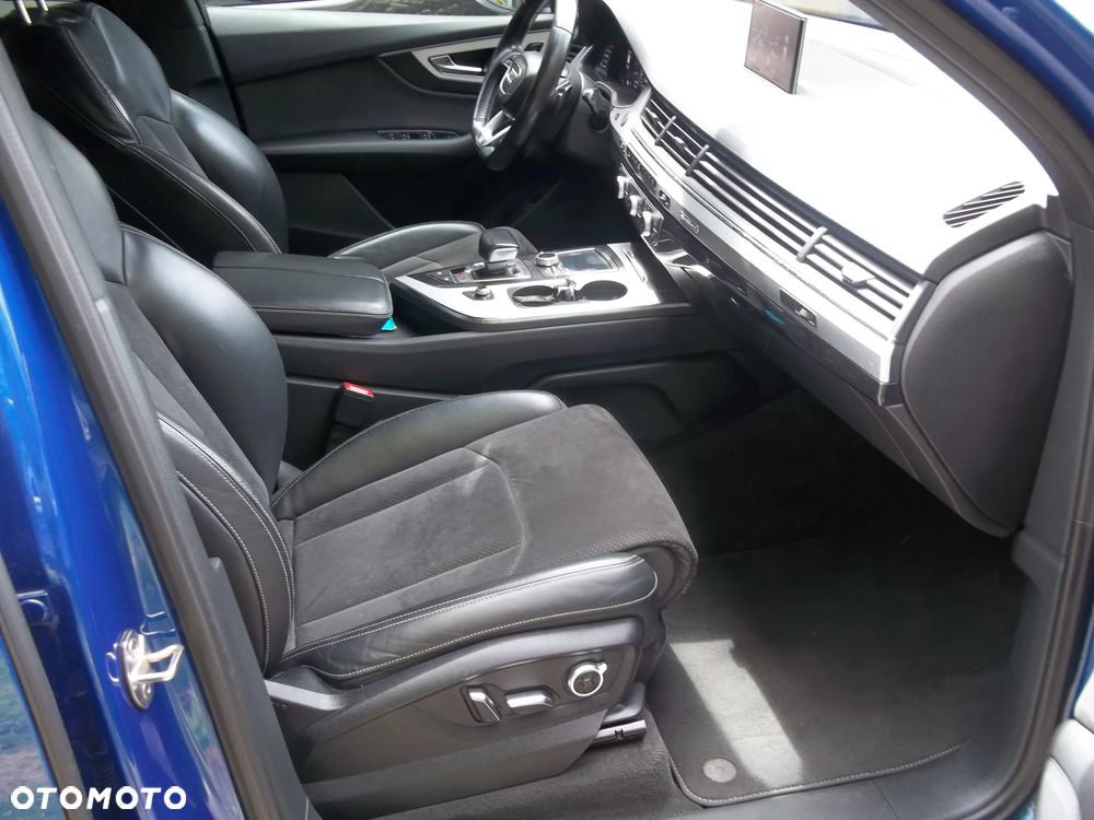 Audi SQ7 4.0 TDI Quattro Tiptronic - 17