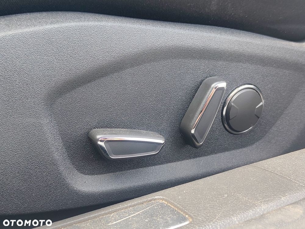 Ford Mondeo - 7