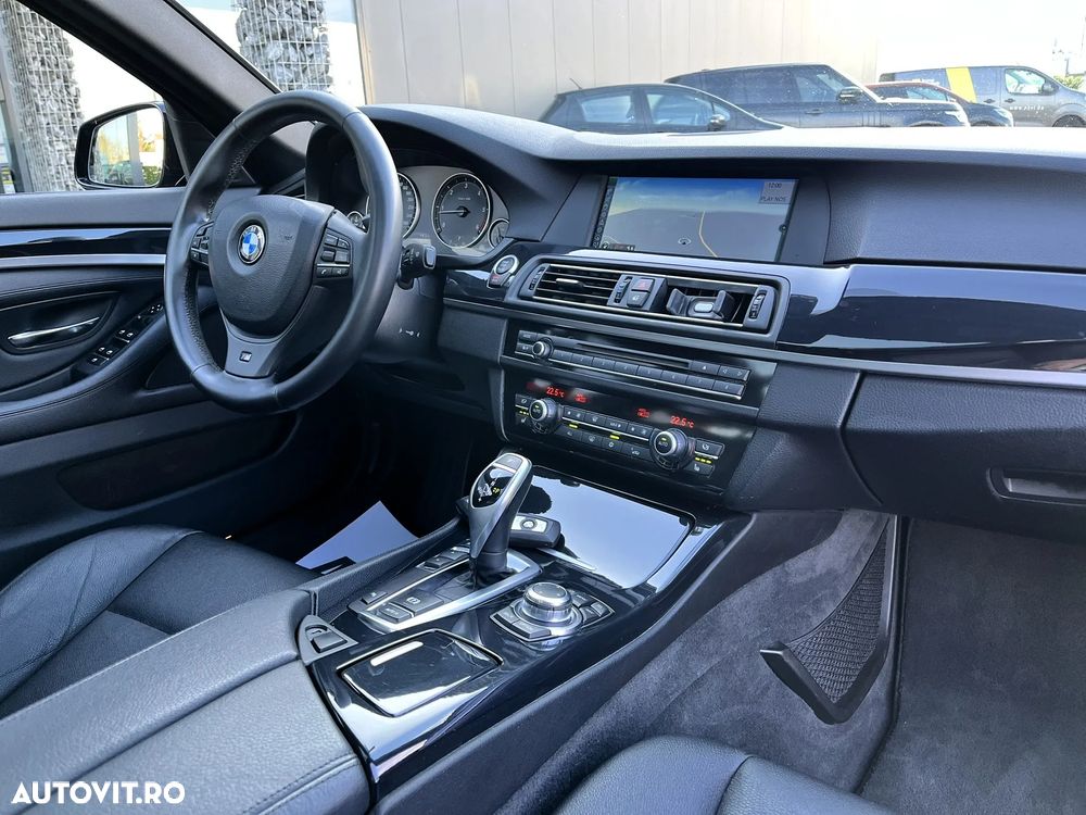 BMW Seria 5 520d Sport-Aut. - 11