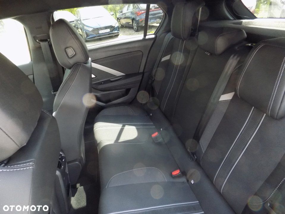 Opel Astra - 11