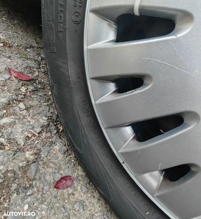 Volkswagen Jetta 1.6 Comfortline - 9