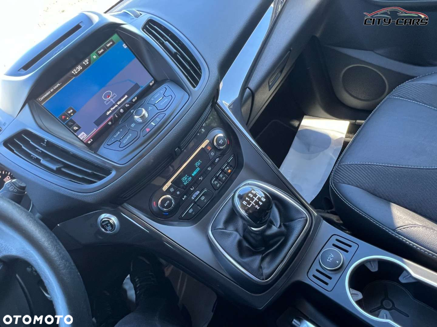 Ford Kuga - 16