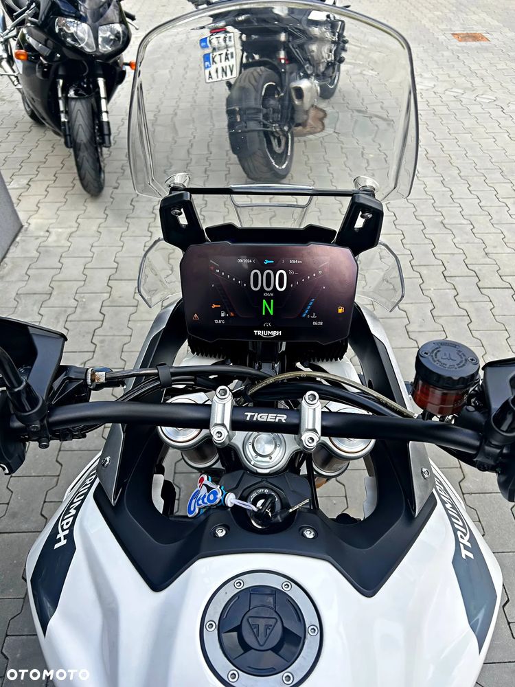 Triumph Tiger - 8