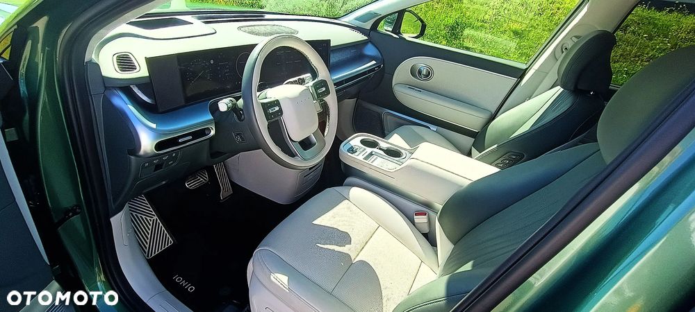 Hyundai IONIQ 9 110kWh Calligraphy AWD - 25