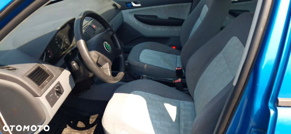 Skoda Fabia - 6