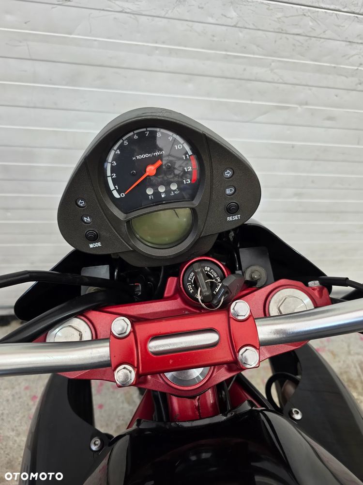Kawasaki ER - 22